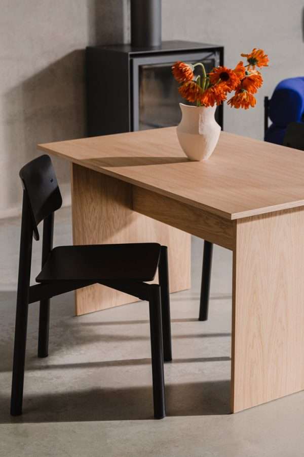 E0-grade Multilayer Board with Wood Veneer Matte Water-based Lacquer Rectangular Wooden Table - Image 4