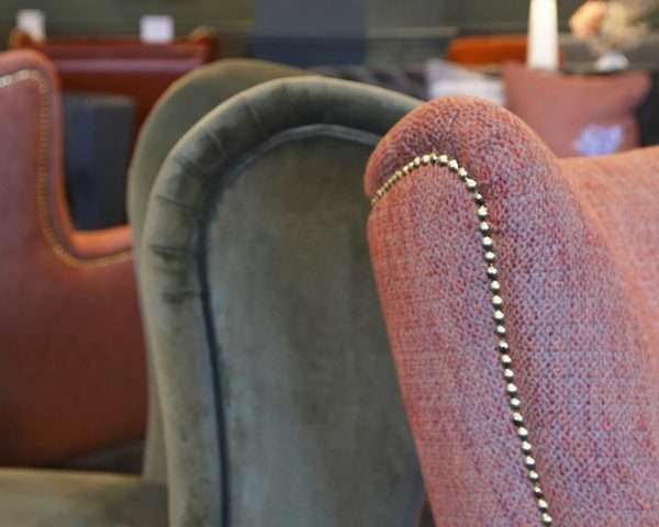 Good Choice Factory Price Durable Accent Chairs Superior Quality Velvet Armchairs - Image 2