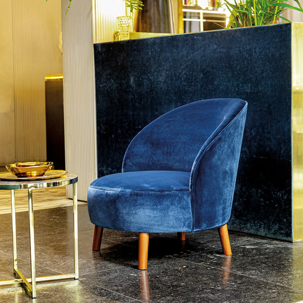Modern Lounge Chair for Hotel and Home Living Furniture Comfortable Chair Luxury Style