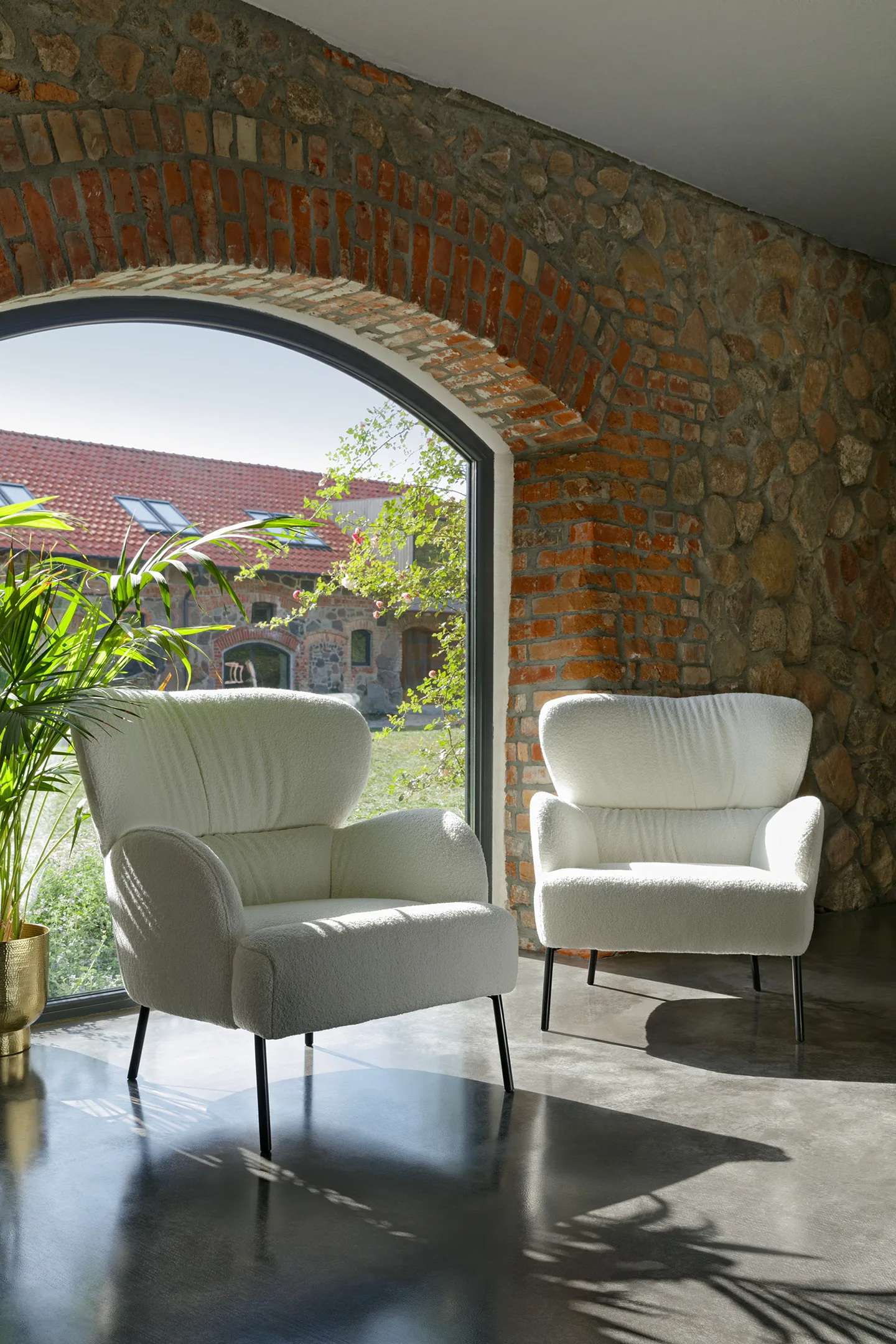 Modern Design Hotel Home Furniture Velvet Lounge Chair