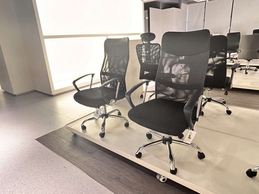 Factory Direct Sale Modern Ergonomic Swivel Mesh Executive Office Chair
