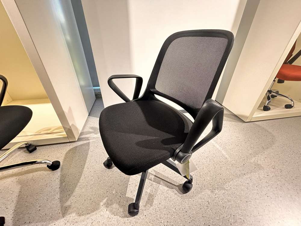 Luxury Modern Swivel Staff Mesh Computer Desk Chair