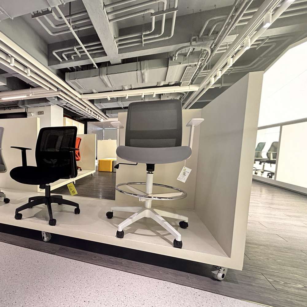 Modern Height Adjustable Tall Ergonomic Stool Office Ergonomic Chair